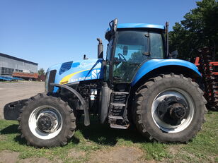 NEW HOLLAND T 8040